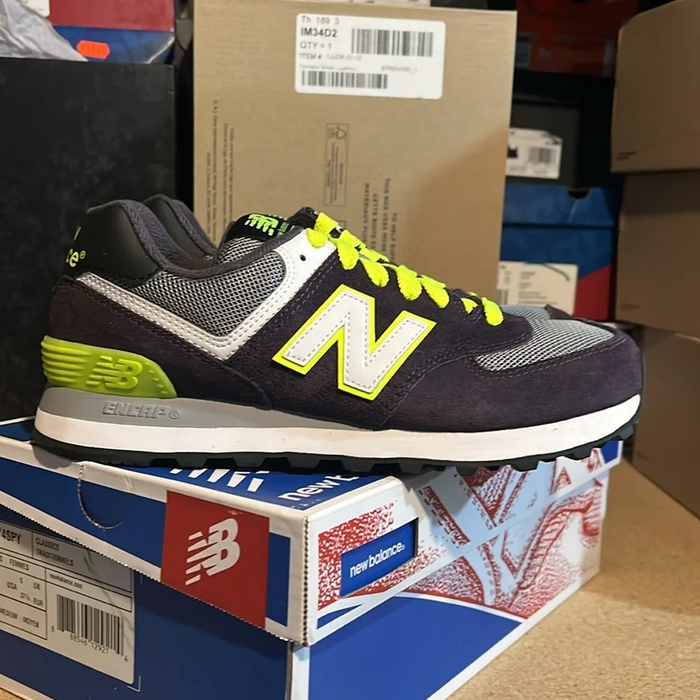 New Balance WL574SPY 574 Shoes Sneakers new Women’s Size 7